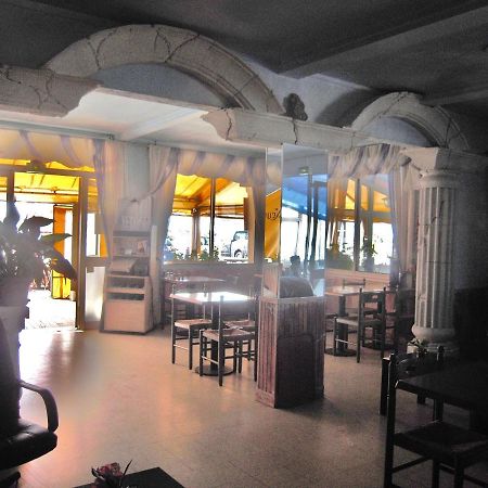 News Hotel Carnon-Plage Luaran gambar